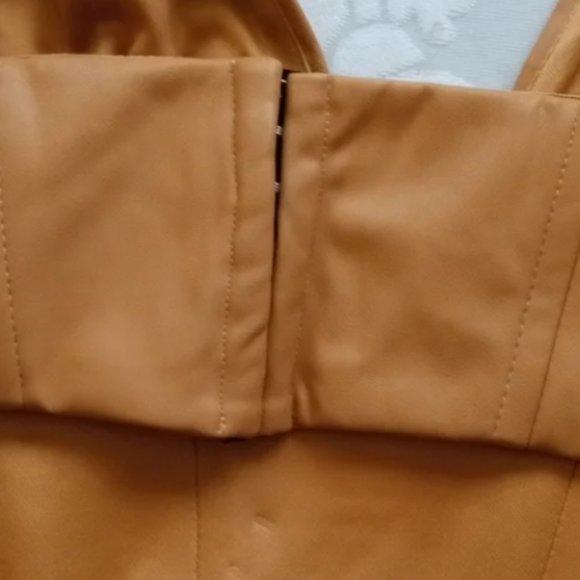 Zara leather bustier crop top size XL NWT. Bloggers favorite! - Picture 3 of 4